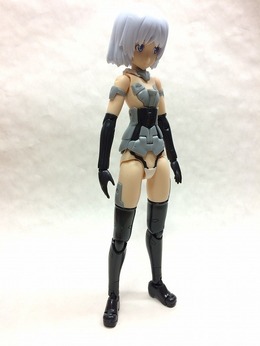 【日々気まぐレポ】第134回 これぞ人型素体プラモの理想形！「フレームアームズ・ガール マテリア」で遊んでみた
