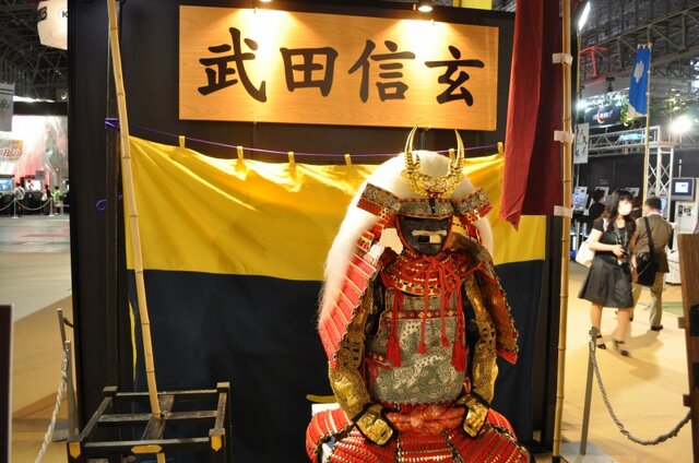 【TGS2009】戦国武将の兜にみんな釘付け～歴史ゲームが大人気