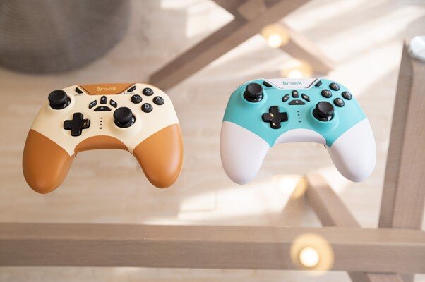 「Brook Vivid Switch用 ワイヤレス コントローラー」でオシャレに遊ぼう！背面ボタン、マクロ機能などゲーマーの欲しい機能も完備
