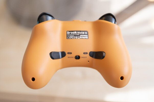 「Brook Vivid Switch用 ワイヤレス コントローラー」でオシャレに遊ぼう！背面ボタン、マクロ機能などゲーマーの欲しい機能も完備