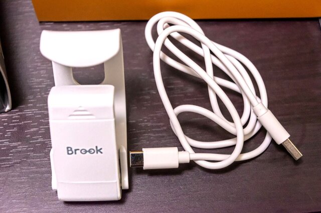 「Brook Vivid Switch用 ワイヤレス コントローラー」でオシャレに遊ぼう！背面ボタン、マクロ機能などゲーマーの欲しい機能も完備