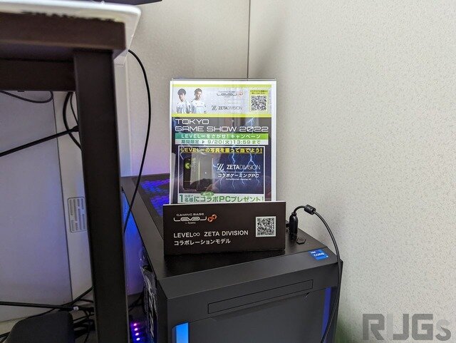 大人気ストリーマー関優太の「防音室」をヤマハブースで再現？―ミキサー・ヘッドセット展示の横でそびえるペットボトルの山【TGS2022】