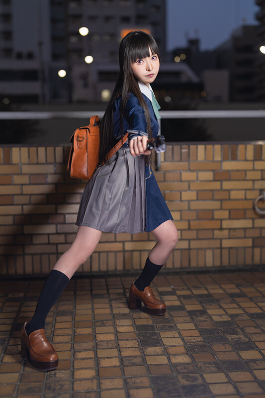 井ノ上 たきな『リコリス・リコイル』／まゆろん（@mayu_ronne）、撮影：乃木章