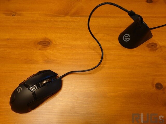 ELECOM GAMINGの中の人が駄々をこねて作られたワイヤードマウスの救世主―「まるで無線」な使い心地を作りだす『ケーブルリフト』を使ってみた