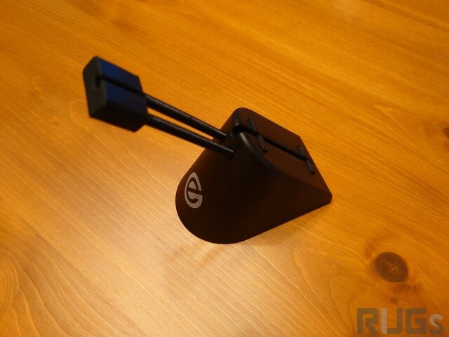 ELECOM GAMINGの中の人が駄々をこねて作られたワイヤードマウスの救世主―「まるで無線」な使い心地を作りだす『ケーブルリフト』を使ってみた