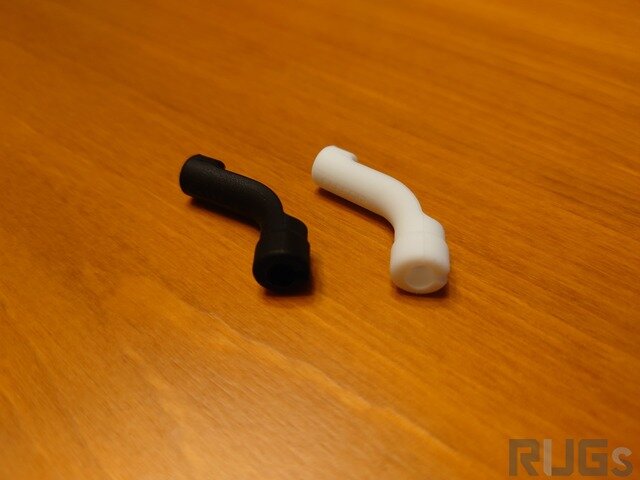 ELECOM GAMINGの中の人が駄々をこねて作られたワイヤードマウスの救世主―「まるで無線」な使い心地を作りだす『ケーブルリフト』を使ってみた