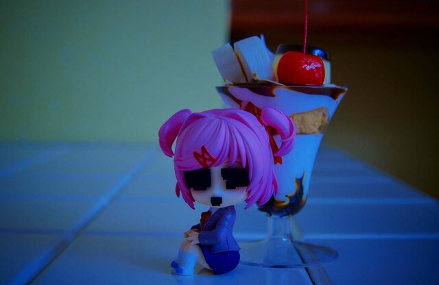 『ドキドキ文芸部！』の「ナツキ」ねんどろいど予約受付開始―可愛い笑顔で飾る？それとも…