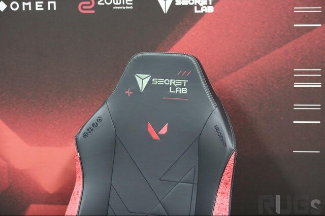 ゲーミングチェア「Secretlab」で部屋を“グリーン車”にしよう！酷使されがちなゲーマーの身体の強い味方「メモリーフォームランバーピロー」とは