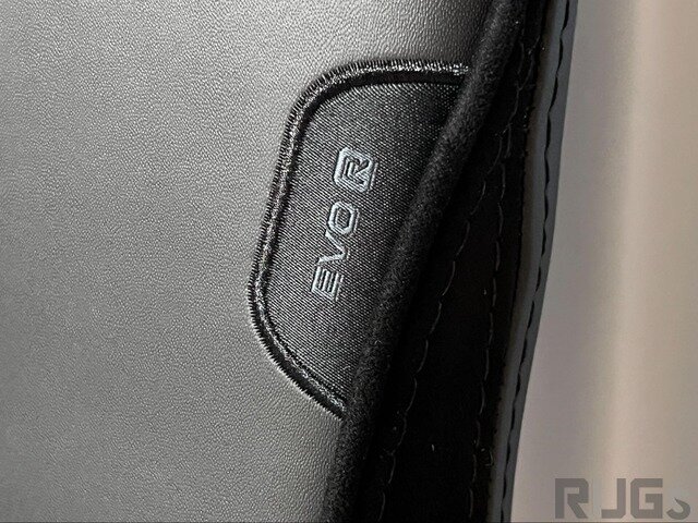 ゲーミングチェア「Secretlab」で部屋を“グリーン車”にしよう！酷使されがちなゲーマーの身体の強い味方「メモリーフォームランバーピロー」とは