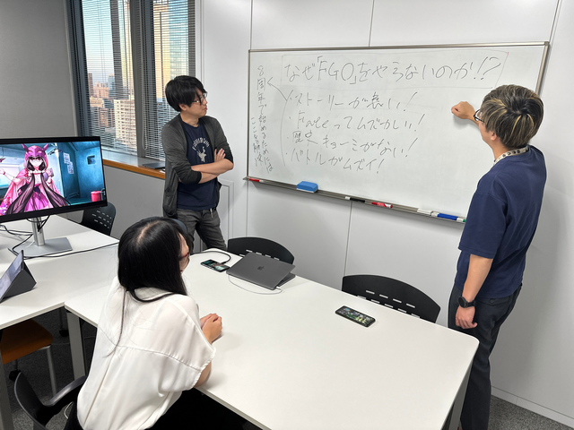 「絶対に『FGO』は遊ばない」と豪語している人を編集部が全身全霊で説得。現代の天岩戸を猛プレゼンで発破解体した