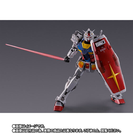 DX超合金「RX-78F00 GUNDAM」がガンダムファクトリー横浜にて数量限定で販売！全高約370mm、音と光の演出と共に“動くガンダム”を忠実に再現