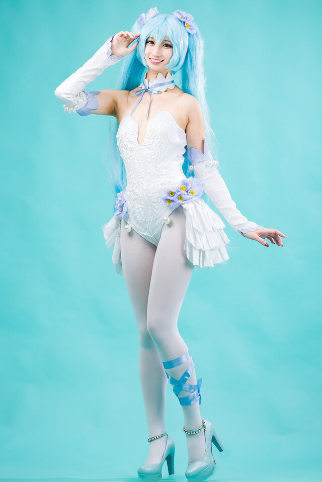 初音ミク／タオぺこ（X：@pezant_tao）、撮影：晴斗（X：@haruto_photo_）