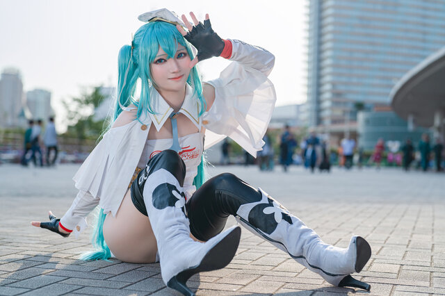 初音ミク／猫宮ハルナ（X：@Hapinachan_cos）