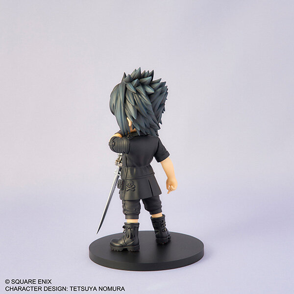 やっぱかっけぇわ…『FF15』より「ノクト」がデフォルメフィギュアに！剣の装飾まで細かく再現