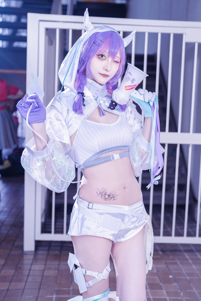 モデル／猫又るな（@nekoruna_cos）、撮影：tama（X：@tama_0811_）