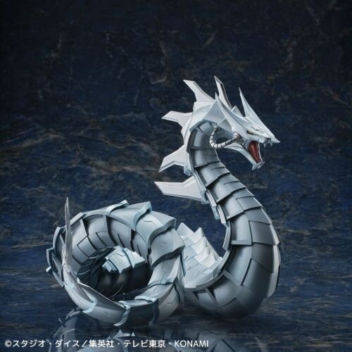 サイバー流デッキのエースモンスター召喚！『遊戯王GX』より「サイバードラゴン」が立体化―うねる巨体は全高30cmの大迫力サイズ