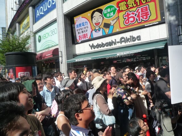 ガチャピンとムックは無事仲直り出来るか？！「ガチャムクGP FINAL ROUND」多くのファンが応援に駆けつける