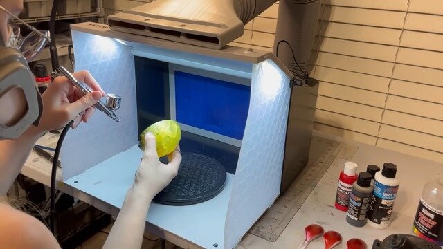 実際に投げて捕まえられる？「モンスターボール」レプリカ海外ファンが開発―ボール次第で捕獲率が変わるこだわりも