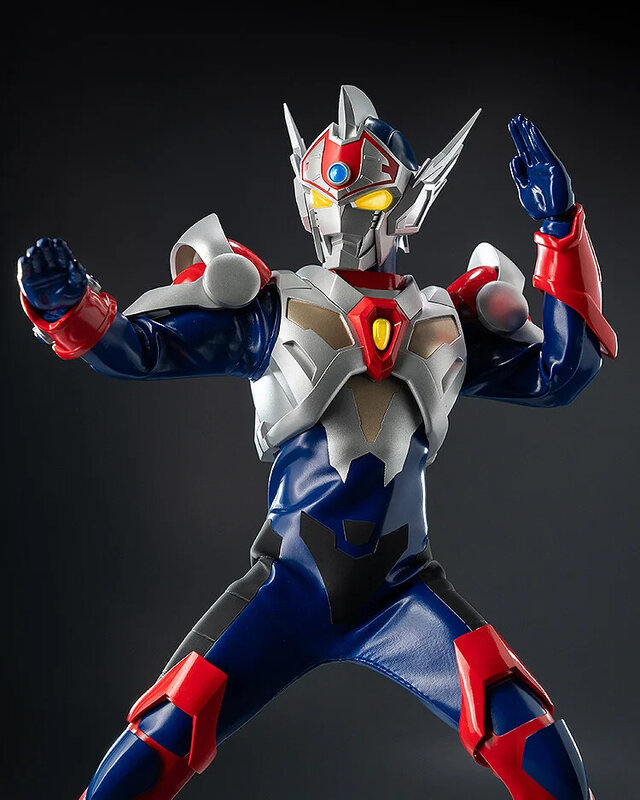 「電光超人グリッドマン 魔王の逆襲」より「フィグゼロ　グリッドマンシグマ」登場！武器からポーズまで、動かせて発光する可動フィギュアがたまらない