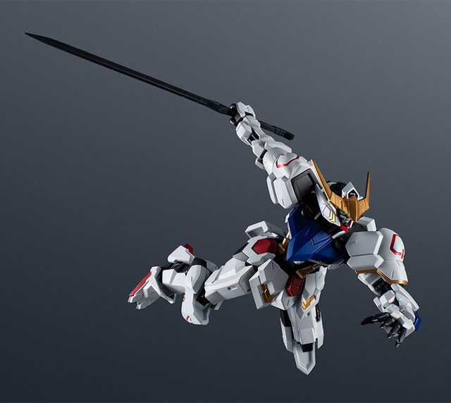 ゴッドガンダム、バルバトスらが躍動感あるポーズで決まる！アクションフィギュア「GUNDAM UNIVERSE」から“新フレーム搭載”の3機が新たに発進