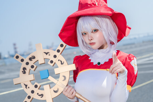 【コスプレ】フィット感のある衣装で“2.5次元”のボディを完全再現！曲線の見せ方まで完璧な美女レイヤー【写真10枚】