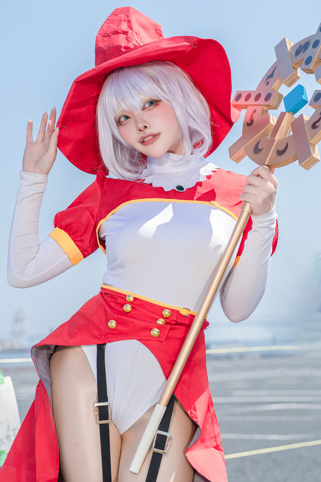 【コスプレ】フィット感のある衣装で“2.5次元”のボディを完全再現！曲線の見せ方まで完璧な美女レイヤー【写真10枚】