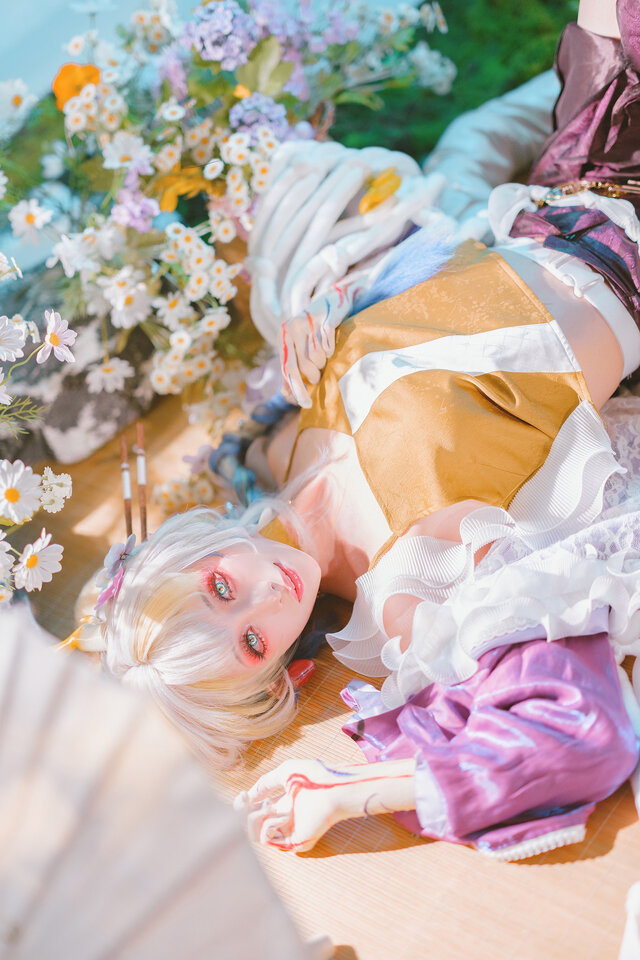 シュウ（専用コーデ：春日宴）／几何尼亚 poii（Weibo：几何尼亚 poii）