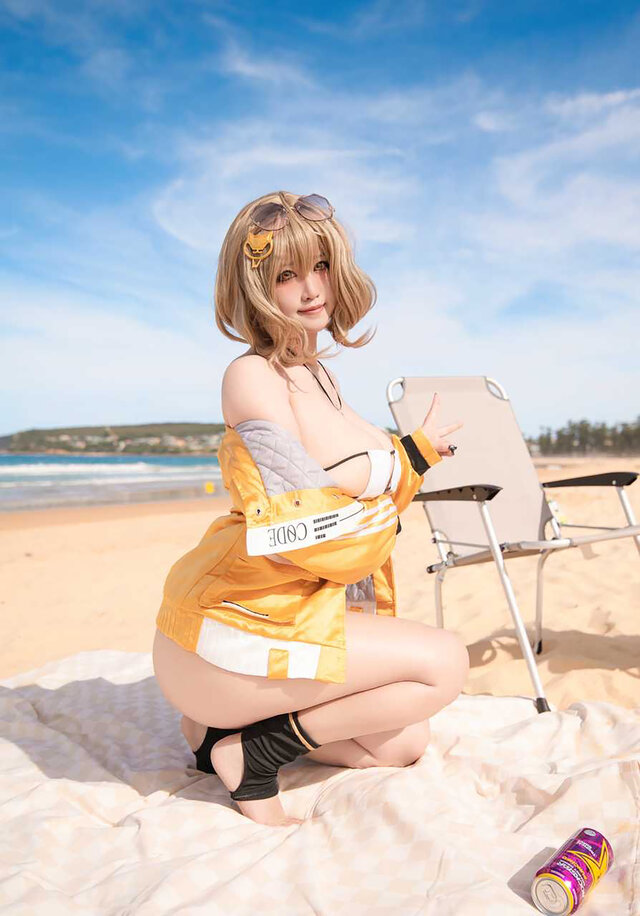 アニス（水着）／墨嵐Maura（X：@Maura24712204）