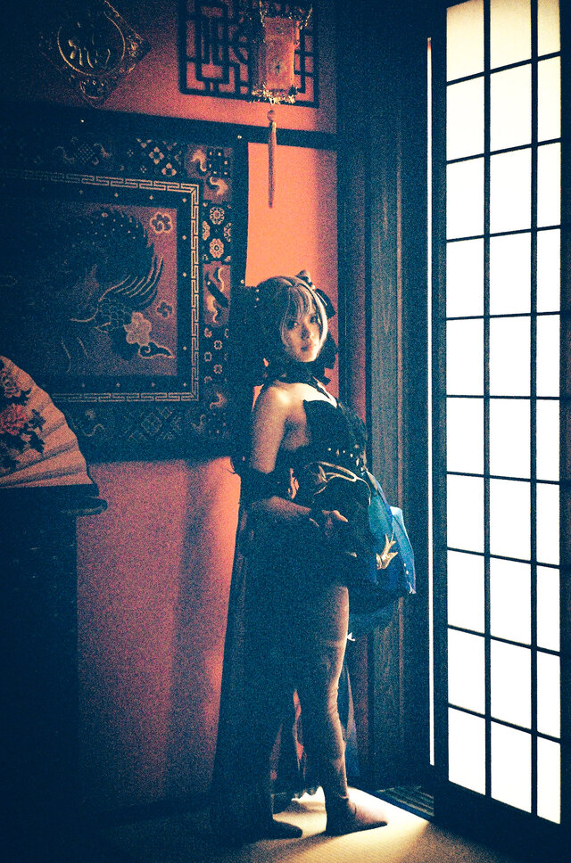 刻晴『原神』／おーば（X:@cosplayfromoba）【Zenit Zenit12＋Pentax SuperTakumar 50mm F1.4+KODAKCOLOR PLUS 200】