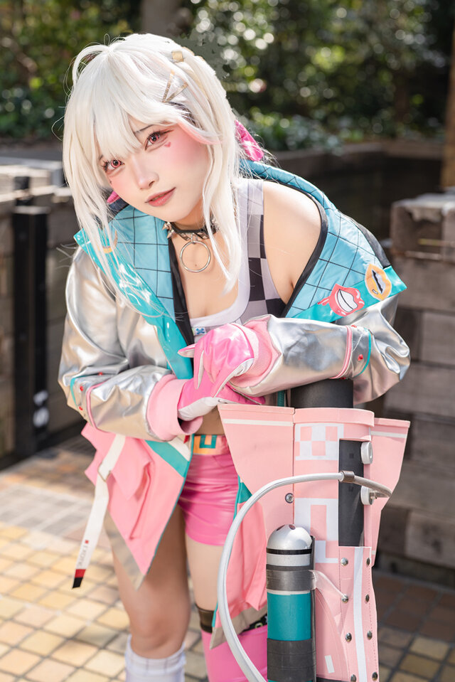 ジャッカル『勝利の女神：NIKKE』／花海音うみ（X：@hanamine_u3i）