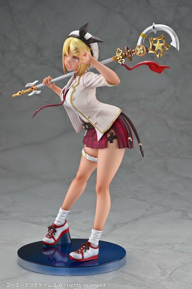 褐色肌に太ももの破壊力！「黒ギャルライザ」新作フィギュアが予約開始―特典の「ウィンク顔」もドキッとくる