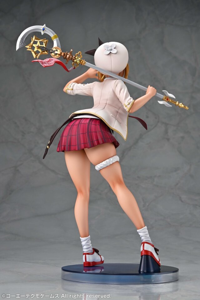 褐色肌に太ももの破壊力！「黒ギャルライザ」新作フィギュアが予約開始―特典の「ウィンク顔」もドキッとくる