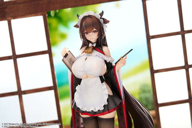 はち切れんばかりの“たわわ”なボリューム感！『アズレン』樫野が着せ替え「つまずきトラブルメイド」の姿でフィギュア化
