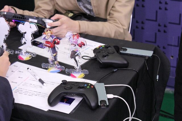 リアル会場でRTAに挑戦!? 「ニコ超 2025」holo Indieブースは、不知火フレアを操作するファンたちの白熱バトルが繰り広げられていた【レポート】