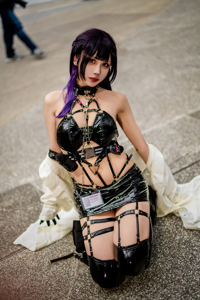 ミハラ『勝利の女神:NIKKE』／いのり（Instagram：ia_inori、X：@ia_inori）