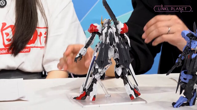鉄血のオルフェンズより「バルバトスルプス」がMGガンプラ化！3月発売「MG ヴィダール」のガンダム・フレームをさらにアップデート