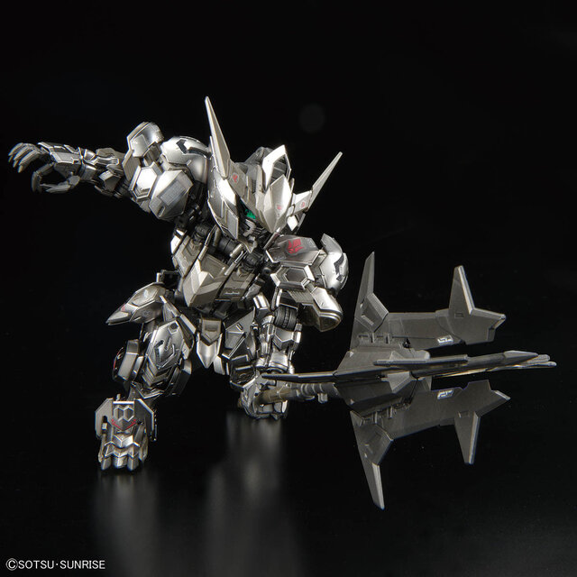 約2万円の「HG フェネクス（ゴールド/シルバーメッキ仕様セット）」が眩しい！特別カラーのガンプラ3種がガンダムベース等で発売決定