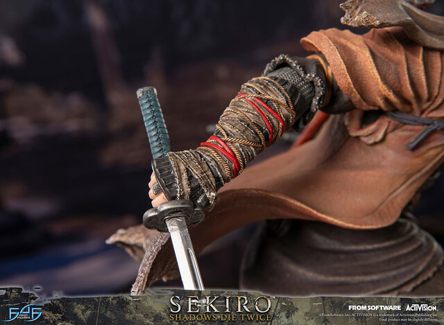 『SEKIRO』主人公「狼」のスタチューが予約開始！楔丸と不死斬りを背負い、戦国の世を駆ける