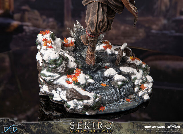 『SEKIRO』主人公「狼」のスタチューが予約開始！楔丸と不死斬りを背負い、戦国の世を駆ける