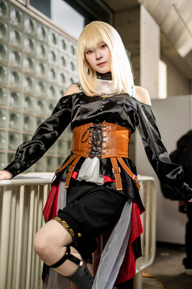 ドロリス『BanG Dream! Ave Mujica』／紅羽りお（X：@riotarou12）