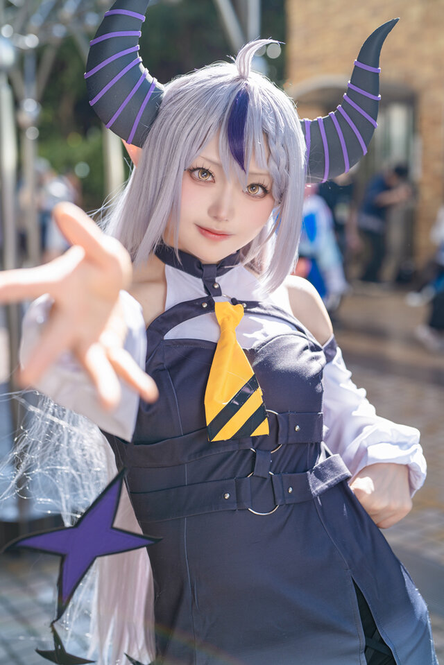 緋月かりら（X：@crlaaaa11）