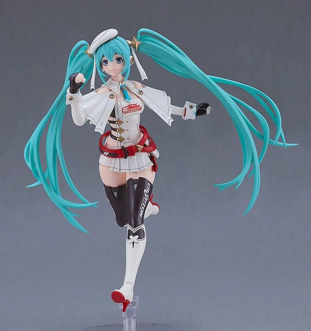ムチムチの太ももが眩しい！トリダモノ氏デザインの初音ミク「PLAMATEA レーシングミク 2023Ver.」が再販