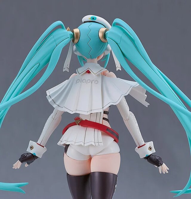 ムチムチの太ももが眩しい！トリダモノ氏デザインの初音ミク「PLAMATEA レーシングミク 2023Ver.」再販分が予約受付中