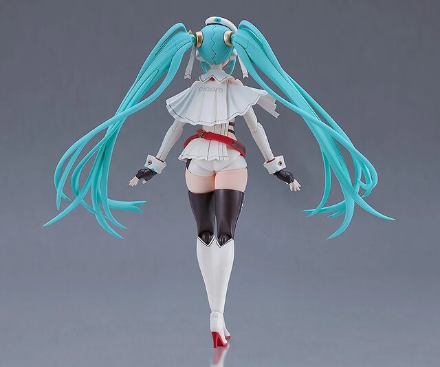 ムチムチの太ももが眩しい！トリダモノ氏デザインの初音ミク「PLAMATEA レーシングミク 2023Ver.」が再販