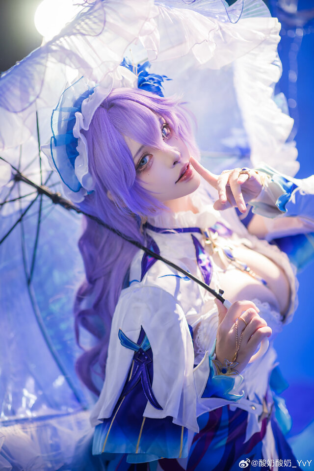 カンタレラ／酸奶酸奶_YVY（Weibo：酸奶酸奶_YVY）