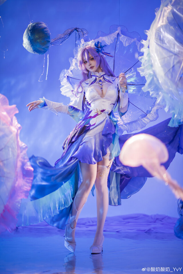 カンタレラ／酸奶酸奶_YVY（Weibo：酸奶酸奶_YVY）