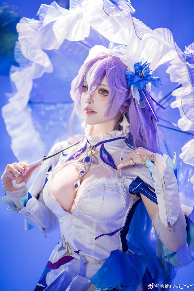 カンタレラ／酸奶酸奶_YVY（Weibo：酸奶酸奶_YVY）
