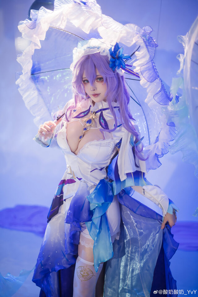 カンタレラ／酸奶酸奶_YVY（Weibo：酸奶酸奶_YVY）