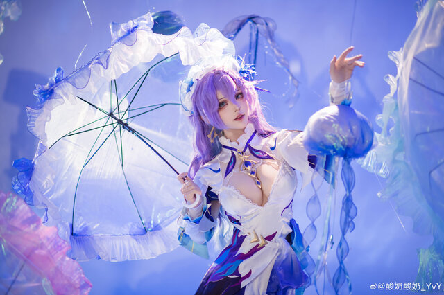 カンタレラ／酸奶酸奶_YVY（Weibo：酸奶酸奶_YVY）