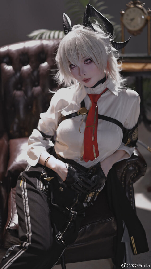 ザンニー／米苏 Emilia（Weibo：米苏 Emilia）
